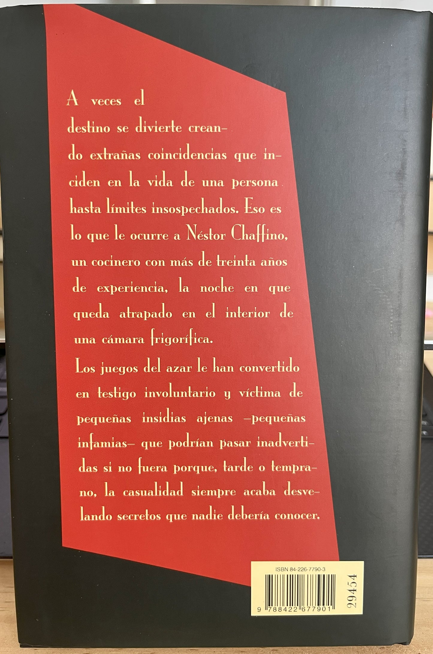 Pequeñas infamias