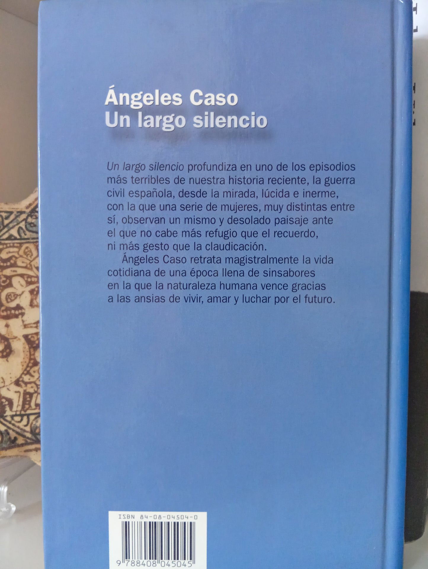 Un Largo Silencio