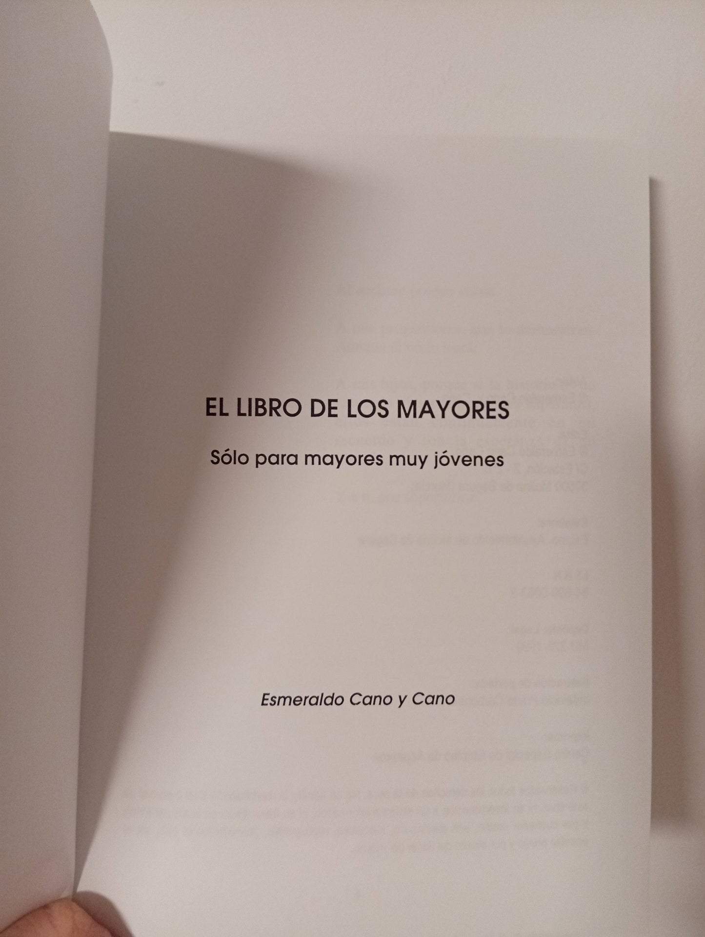 El libro de los mayores. Sólo para mayores muy jóvenes.