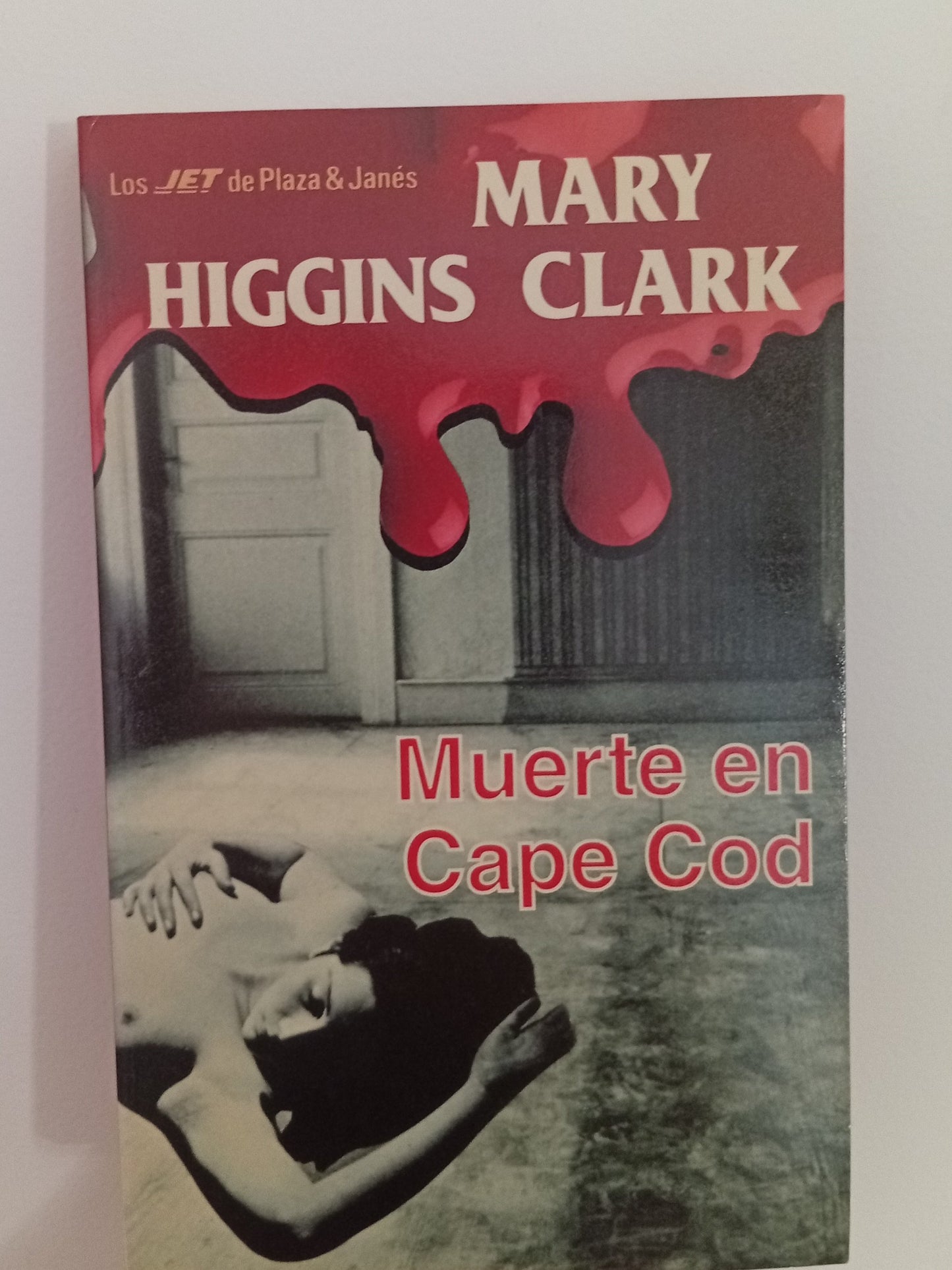 Muerte en Cape Cod cover