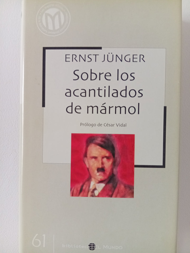 Sobre los acantilados de marmol