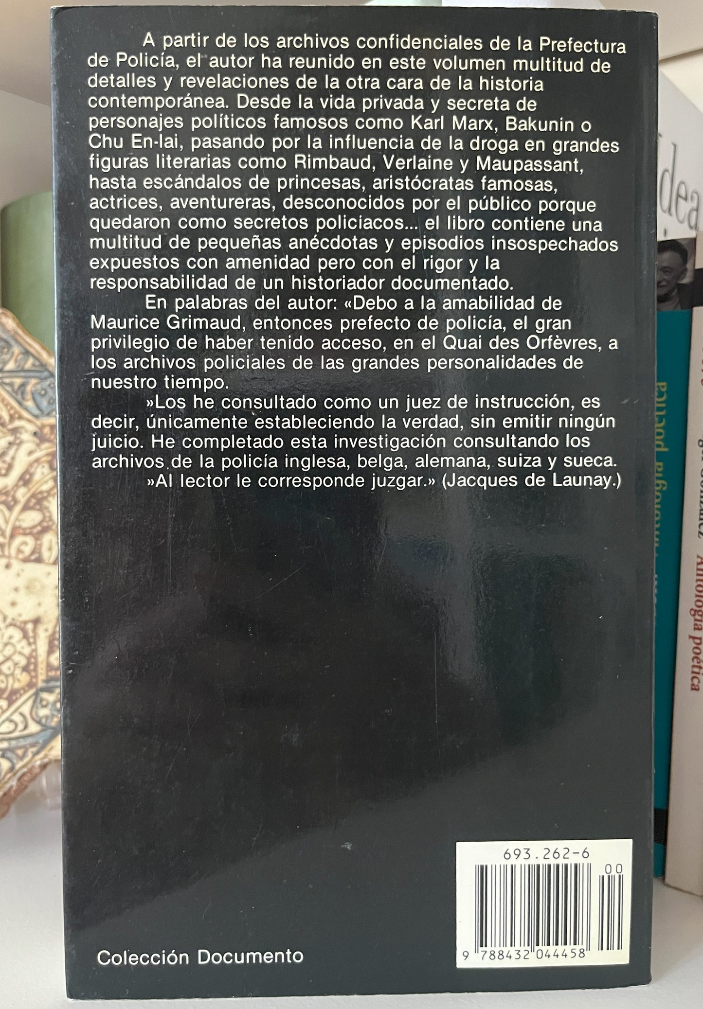 Policia secreta, secretos de policía